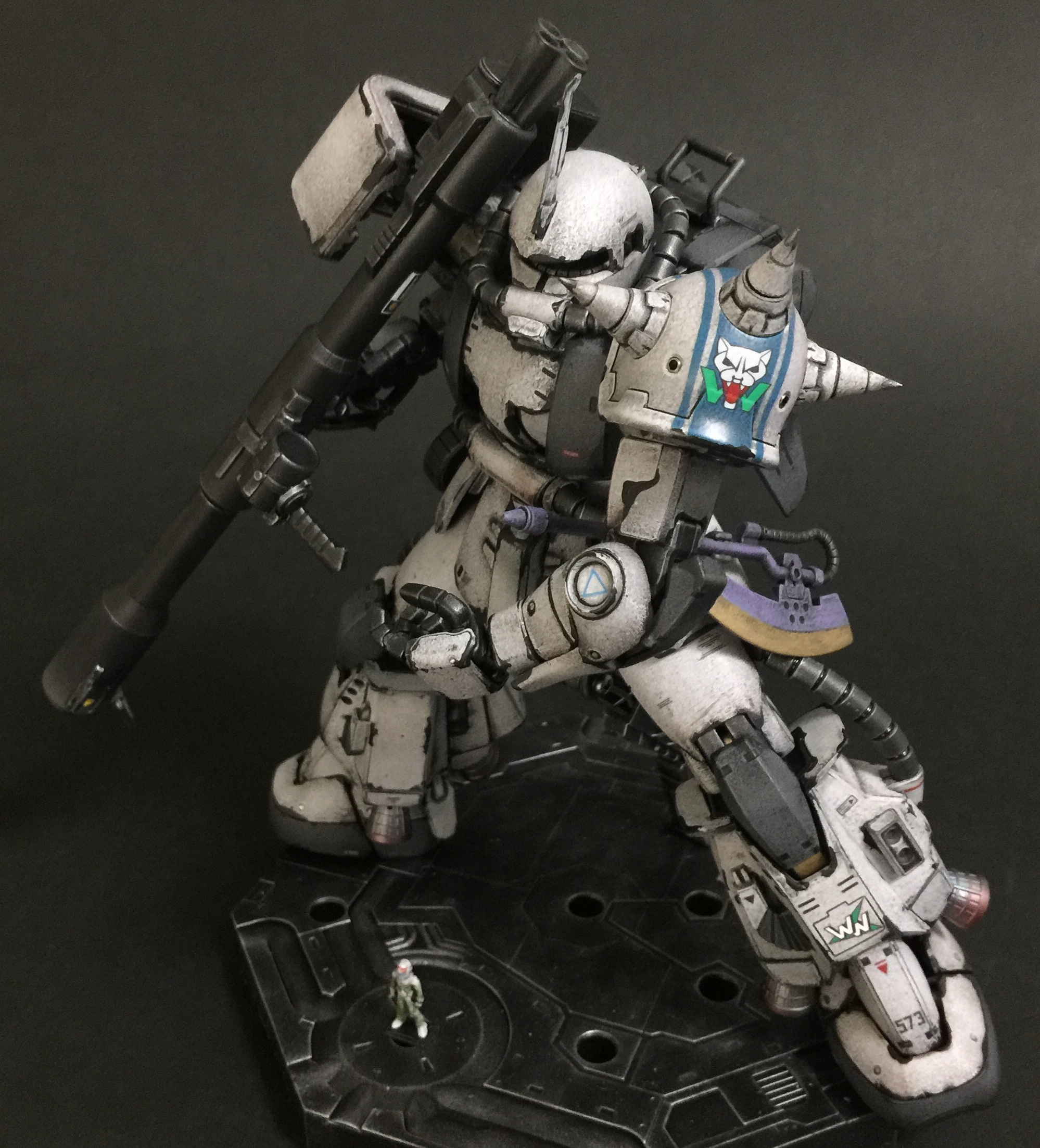 MG 1/100 MS-06R-1 シン・マツナガ専用ザクII Ver.2.0 – Zang Dang ichi 残弾1