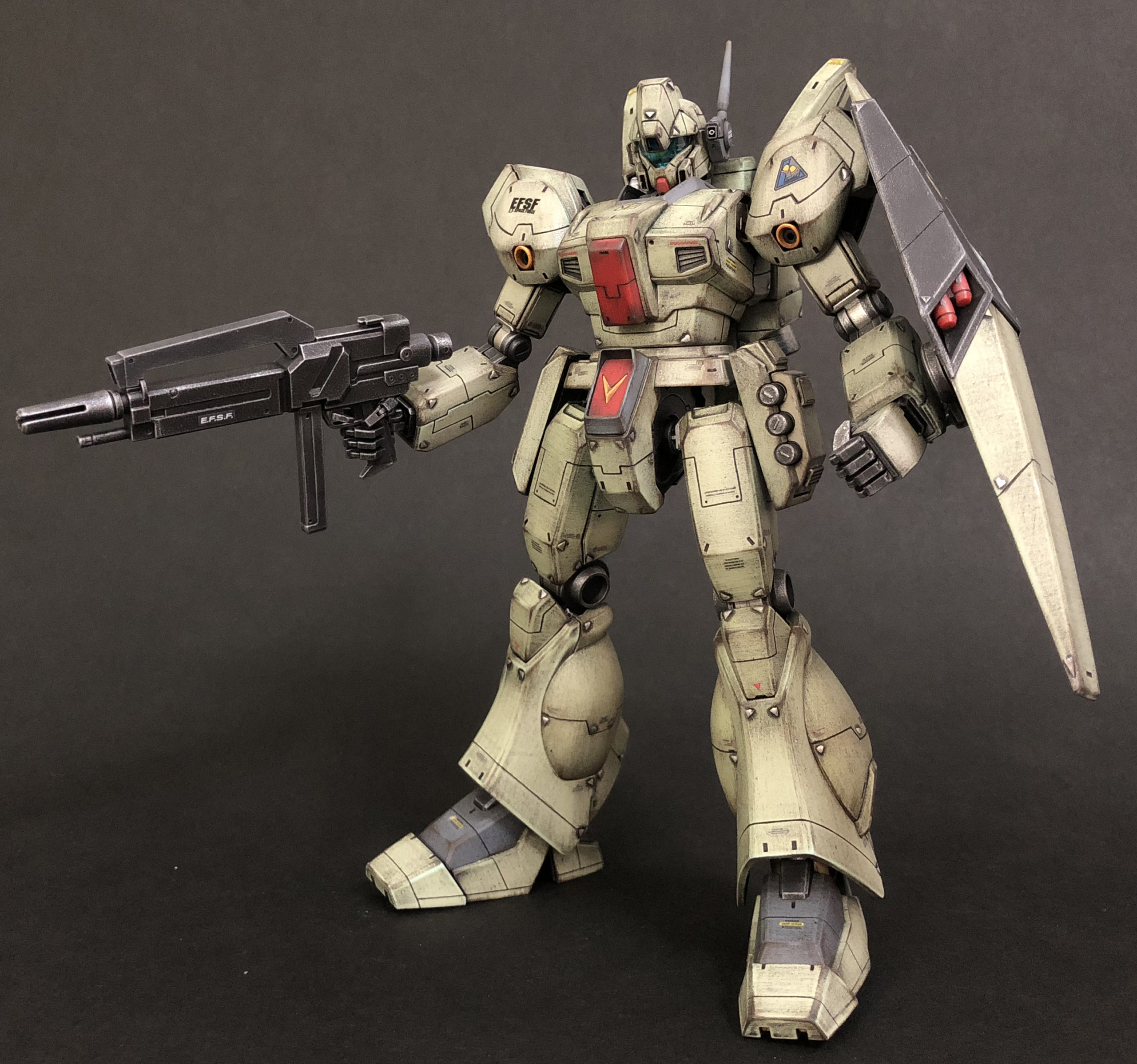 RGM-89 JEGAN ケーラ・スゥ機 MG1/100完成 – Zang Dang ichi 残弾1